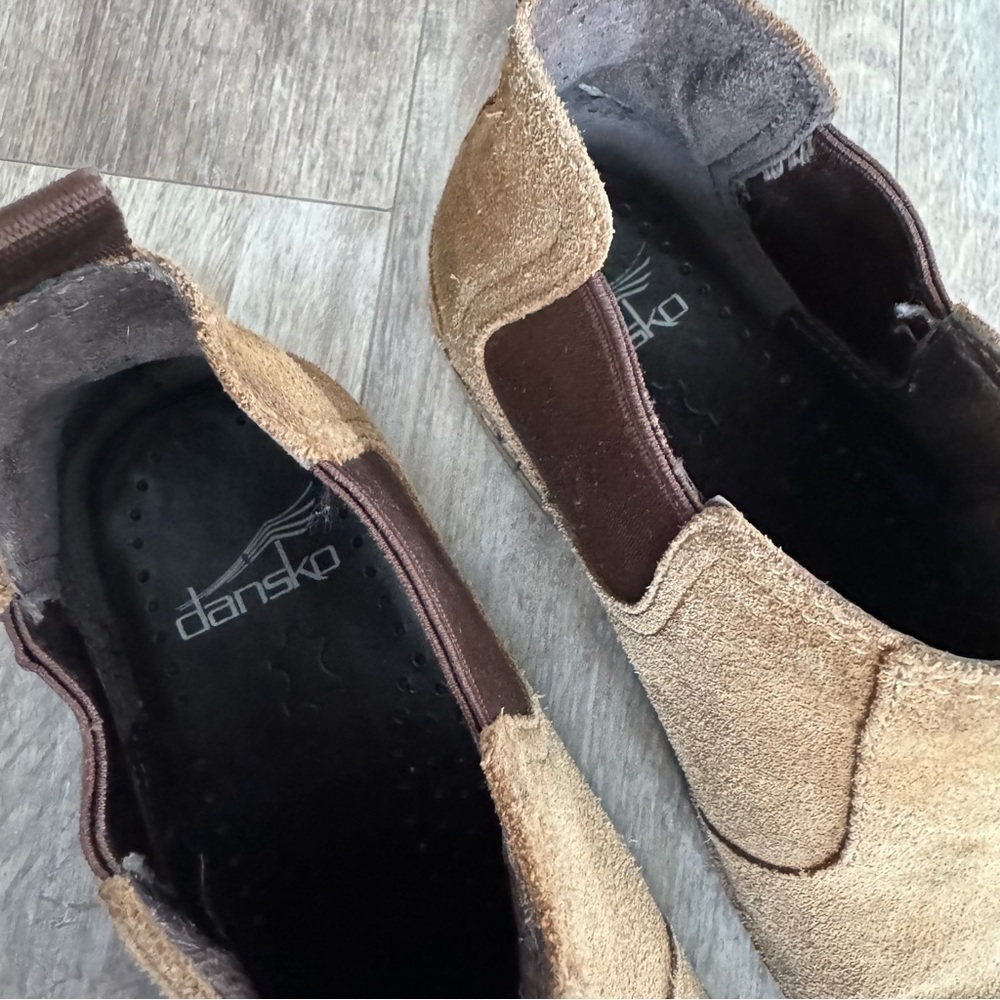 Dansko Tan Suede Clog Ankle Boots - Size 36 - Picture 8 of 9